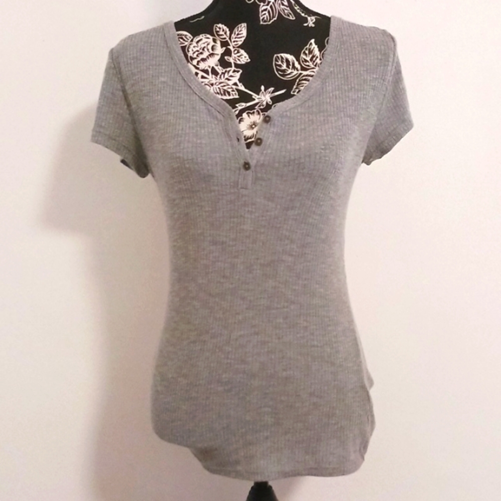Short sleeve T